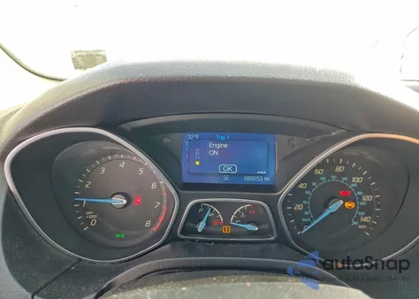 2014 Ford Focus Se z USA, uszkodzony, nr VIN 1FADP3F21EL257378